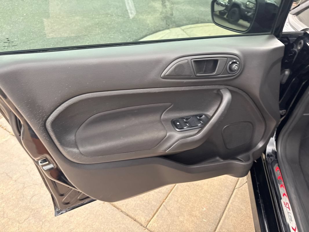 Used 2019 Ford Fiesta ST-Line FWD image 22