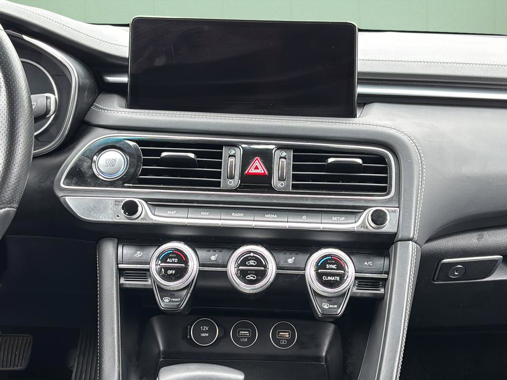 Used 2022 Genesis G70 3.3T image 23