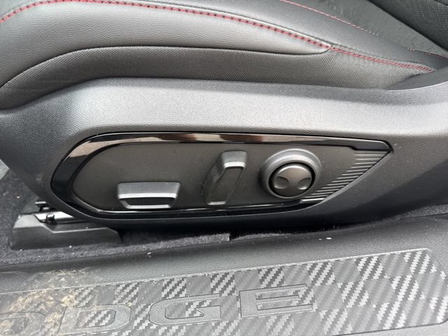 New 2026 Dodge Charger R/T w/ Driver Convenience Group AWD/4WD image 9