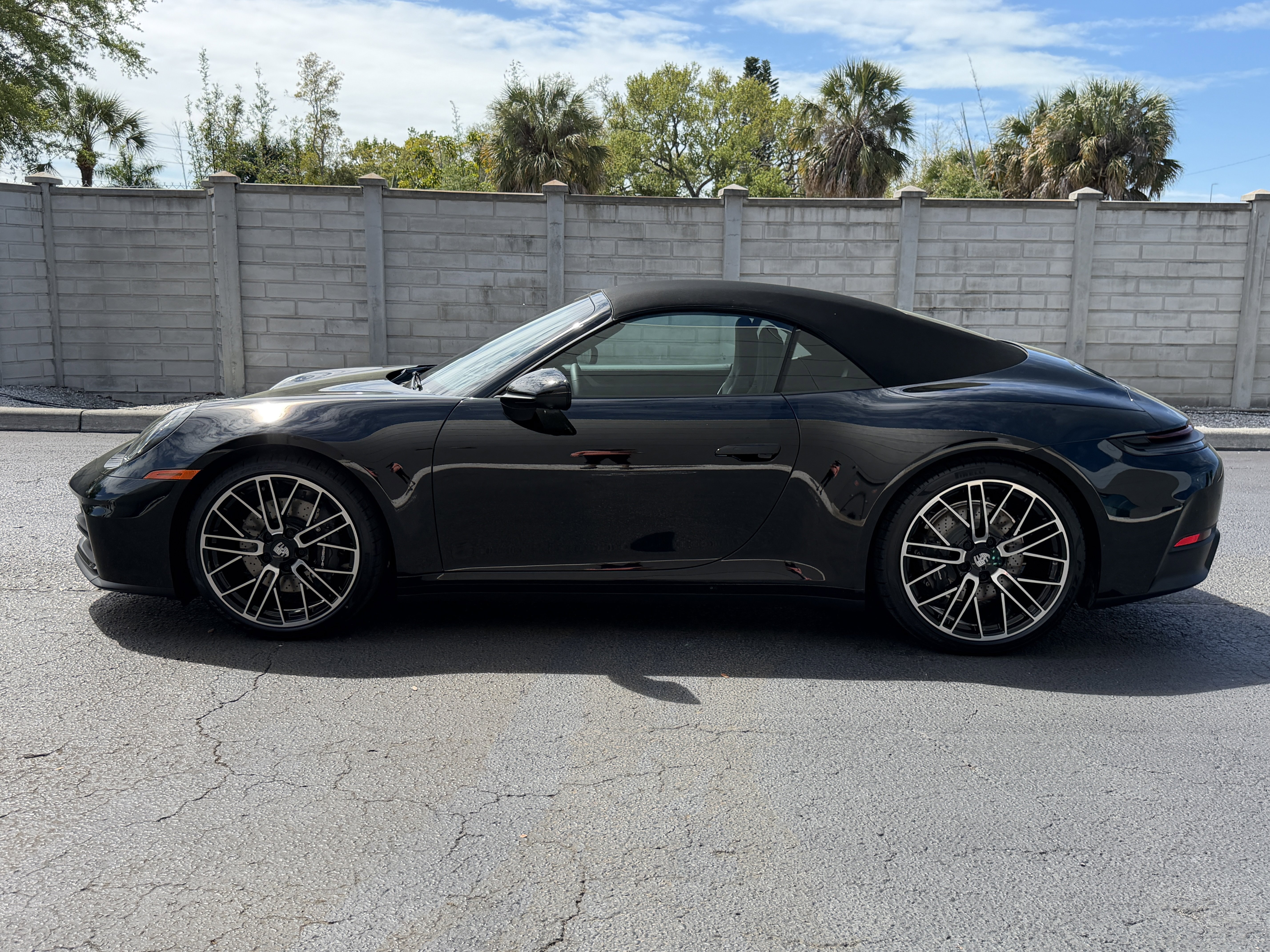 New 2026 Porsche 911 Carrera image 2
