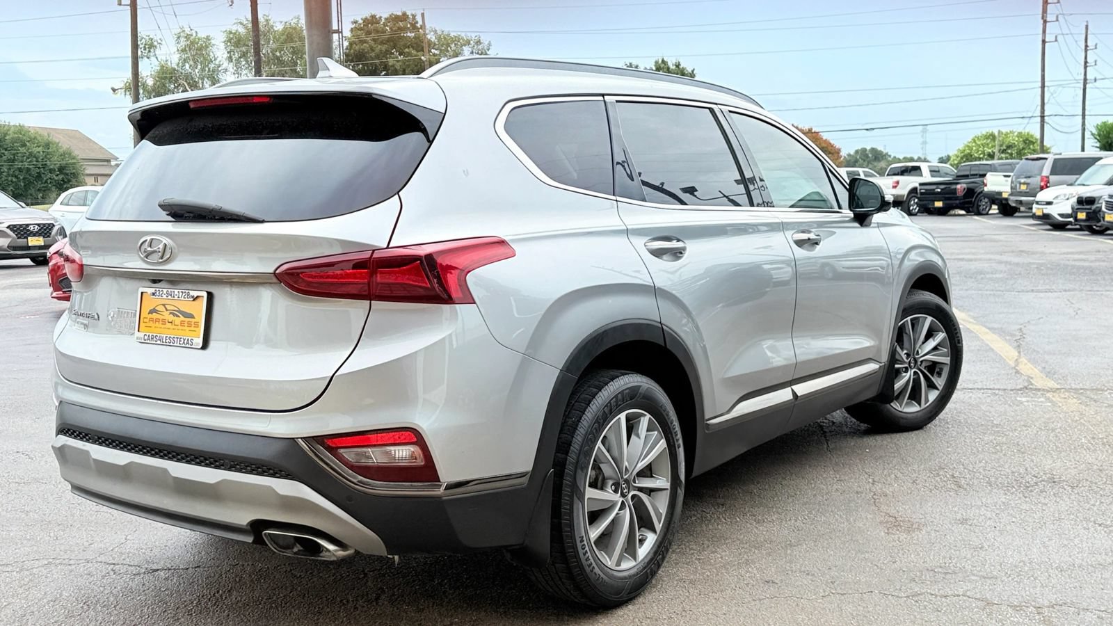 Used 2020 Hyundai Santa Fe Limited FWD image 2