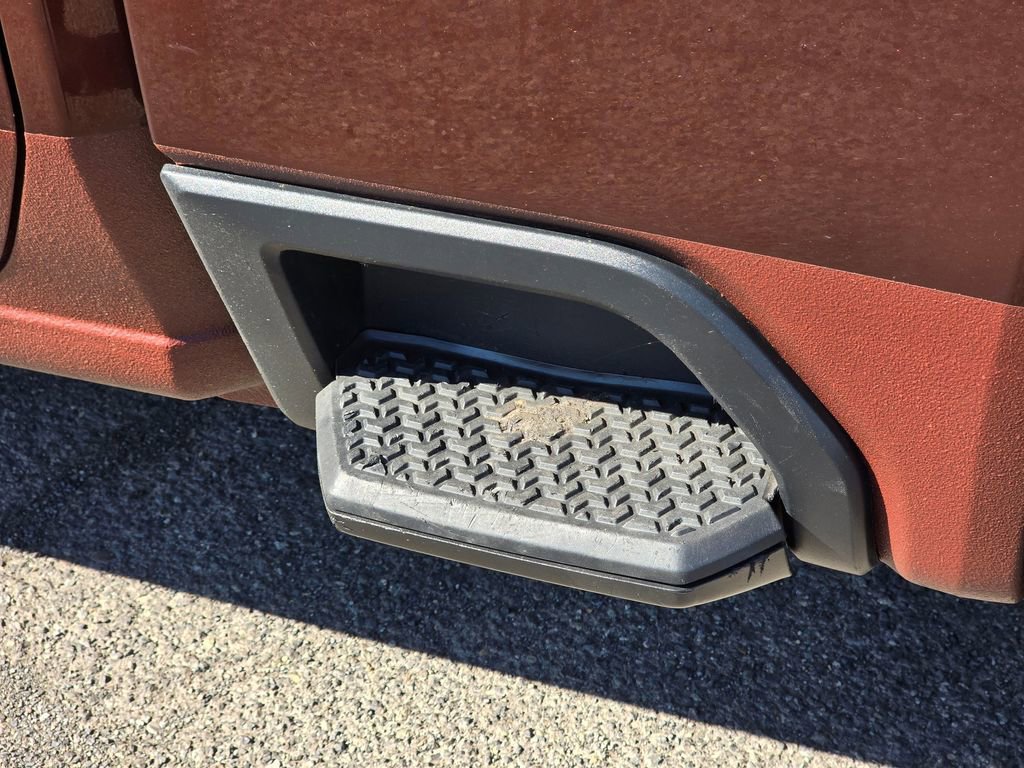 Used 2024 GMC Sierra 2500 SLE image 18