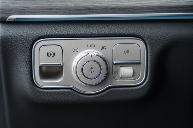 New 2026 Mercedes-Benz GLS 450 4MATIC image 41