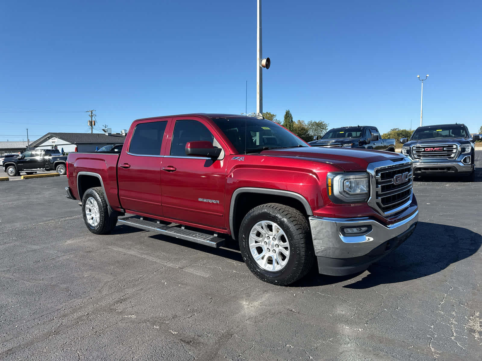 Used 2017 GMC Sierra 1500 SLE w/ SLE Value Package AWD/4WD image 7
