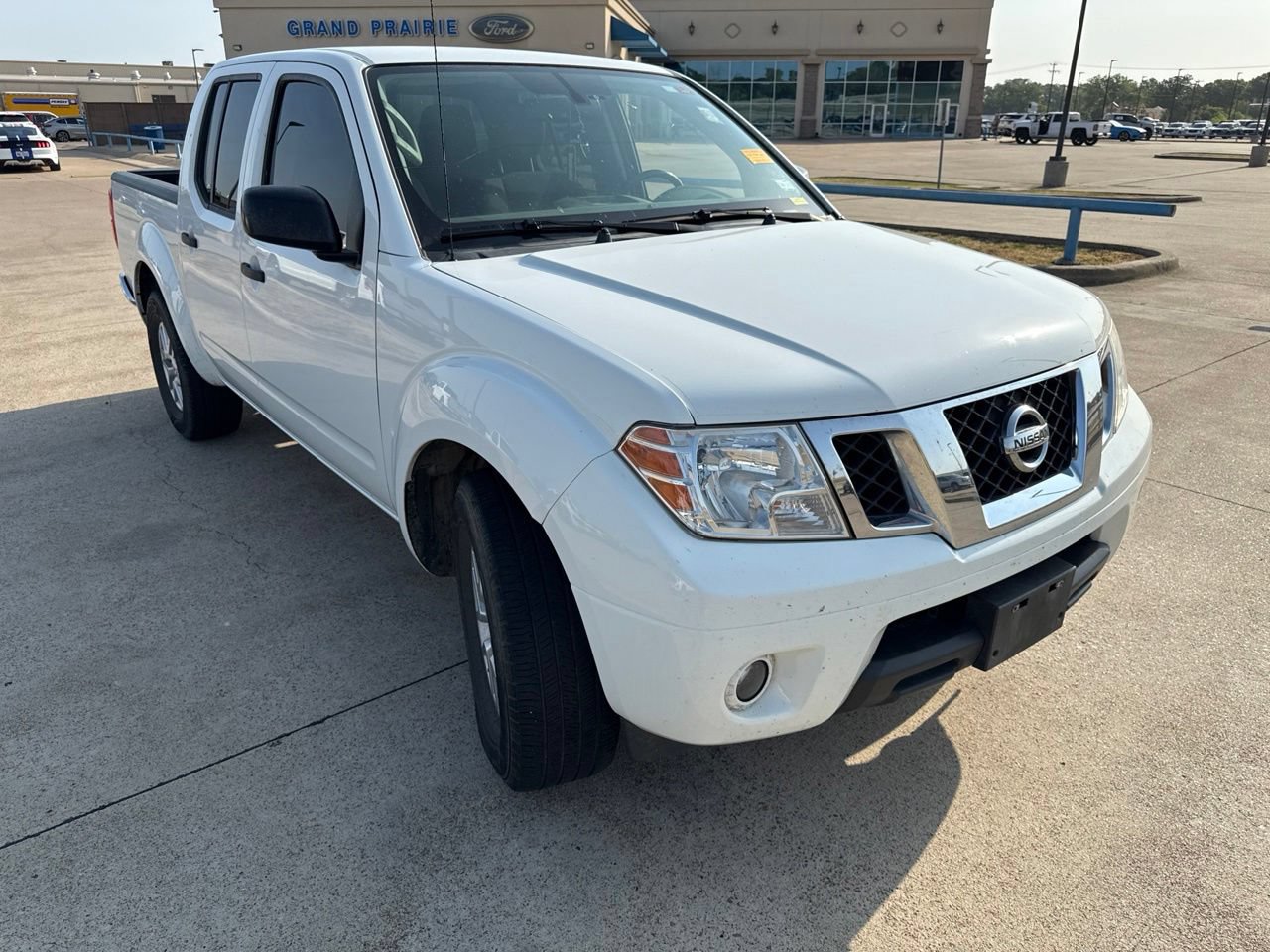 Used 2019 Nissan Frontier SV w/ Value Truck Package RWD image 17