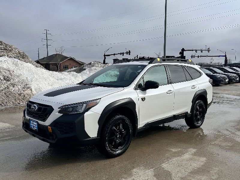 Used 2024 Subaru Outback Wilderness AWD/4WD image 2