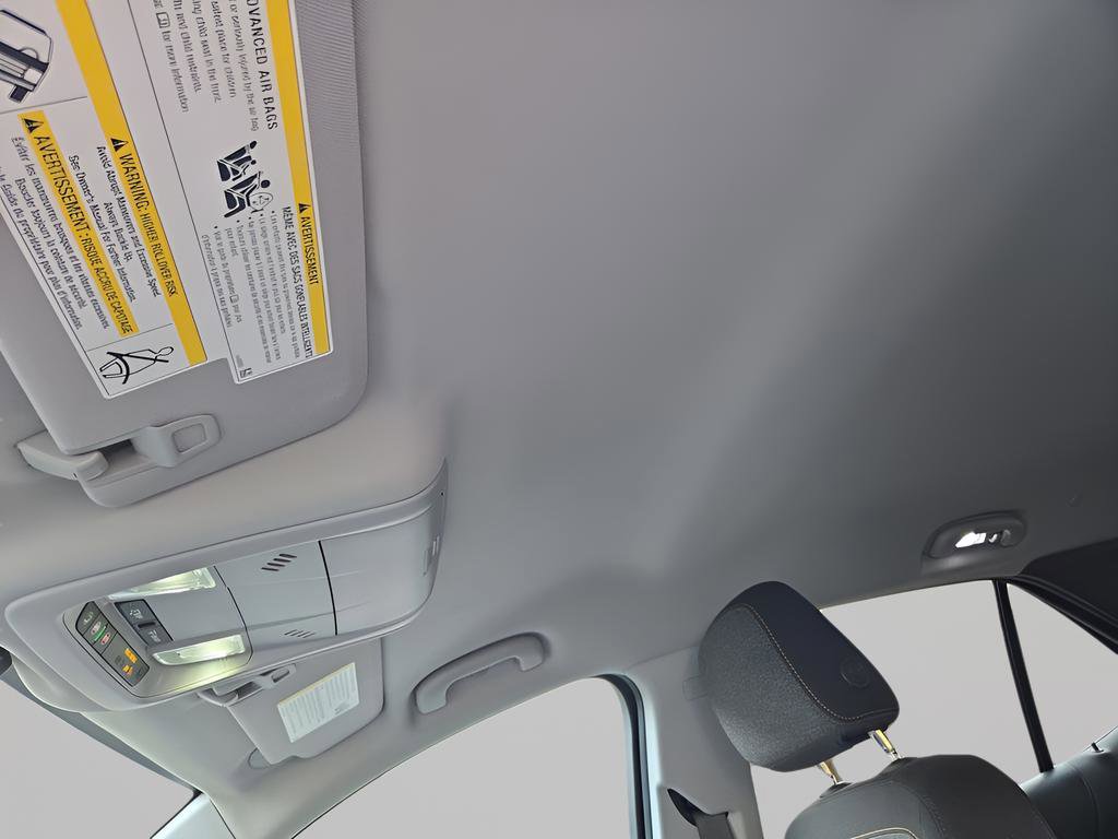 Used 2023 Chevrolet Equinox LT image 28