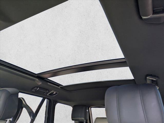Used 2019 Land Rover Range Rover Supercharged AWD/4WD image 16