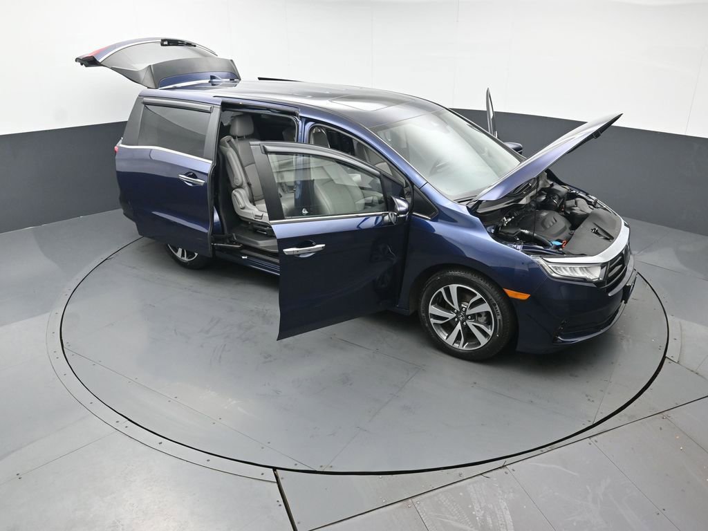 Certified 2024 Honda Odyssey Touring image 59