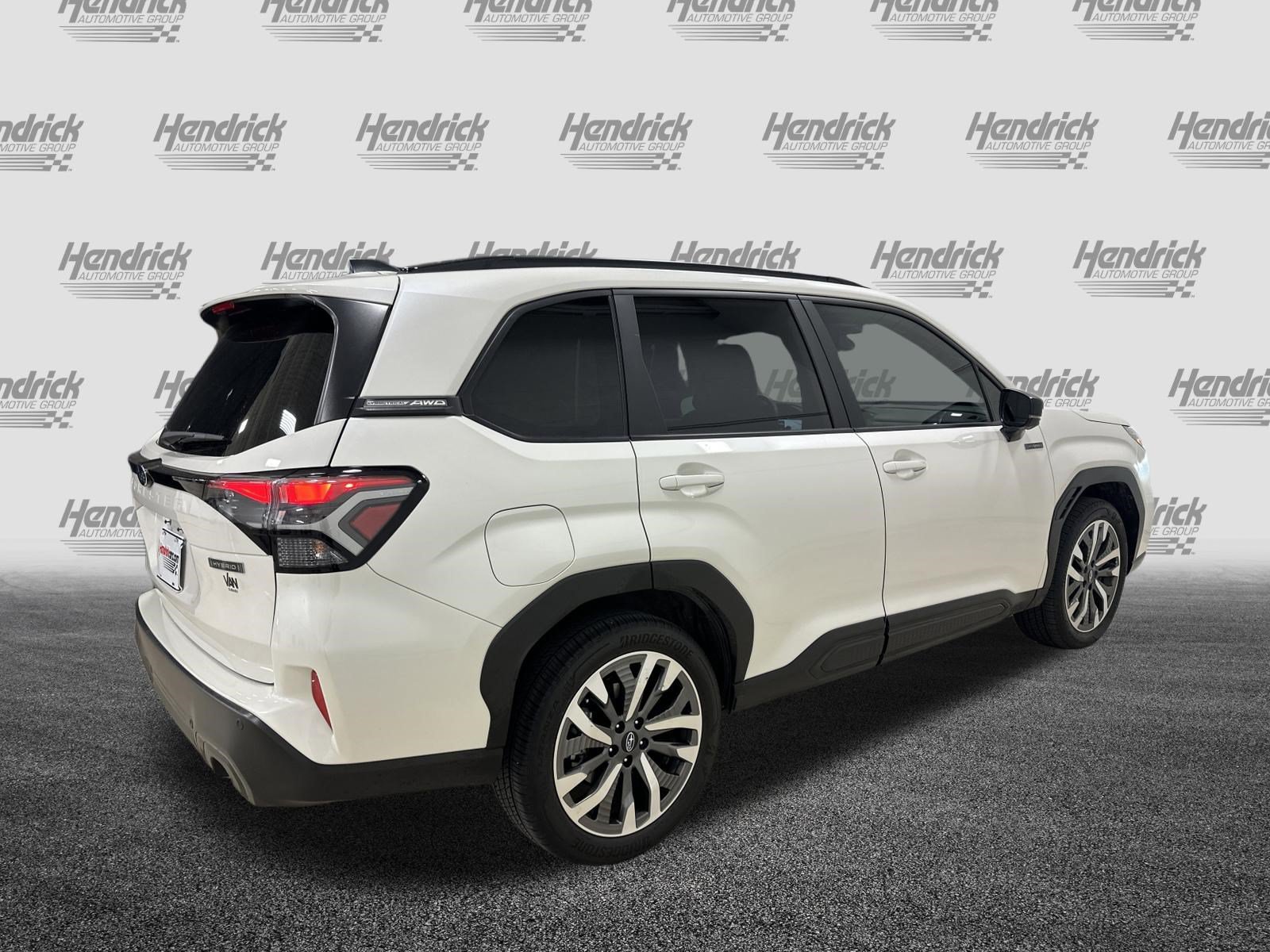 Used 2025 Subaru Forester Touring AWD/4WD image 9