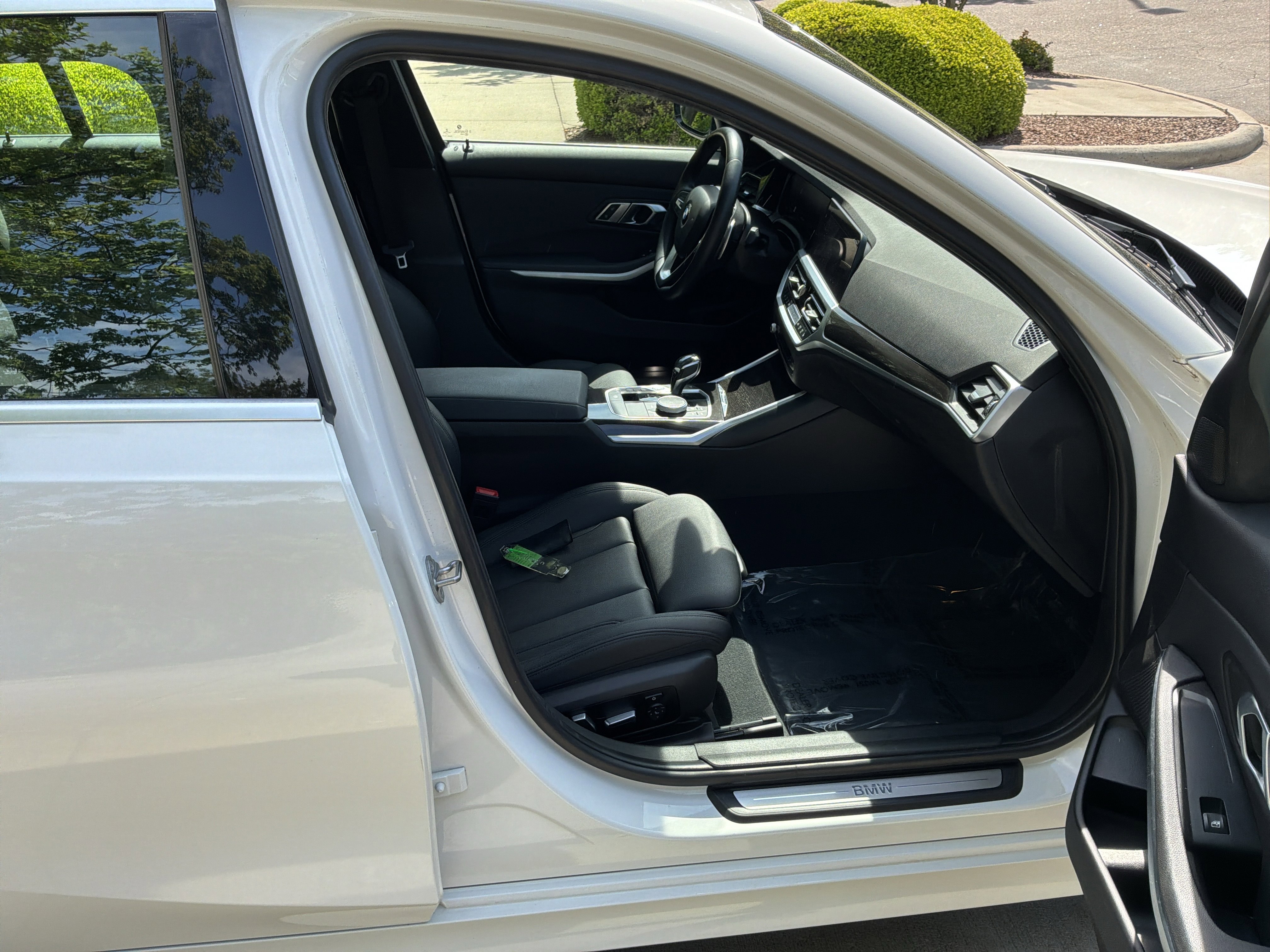 Used 2020 BMW 330i Sedan w/ Convenience Package image 33