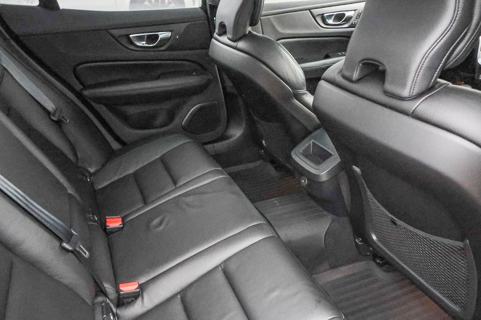 Used 2023 Volvo S60 B5 Plus w/ Protection Package Premier image 21