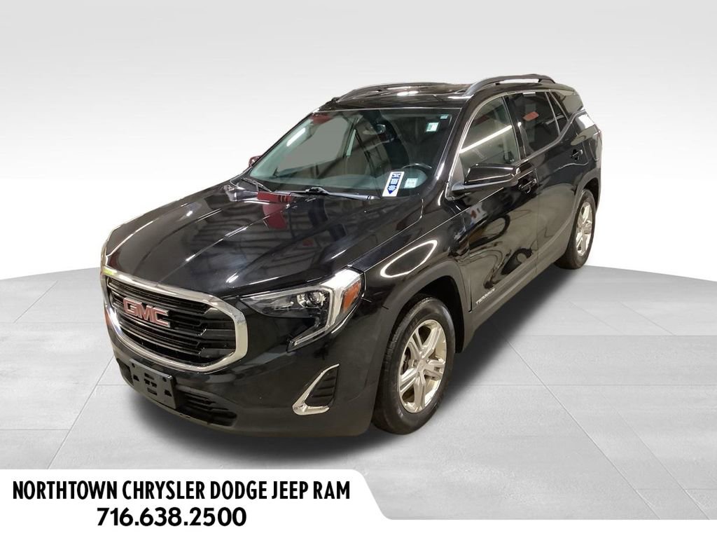 Used 2018 GMC Terrain SLE w/ Driver Convenience Package image 2