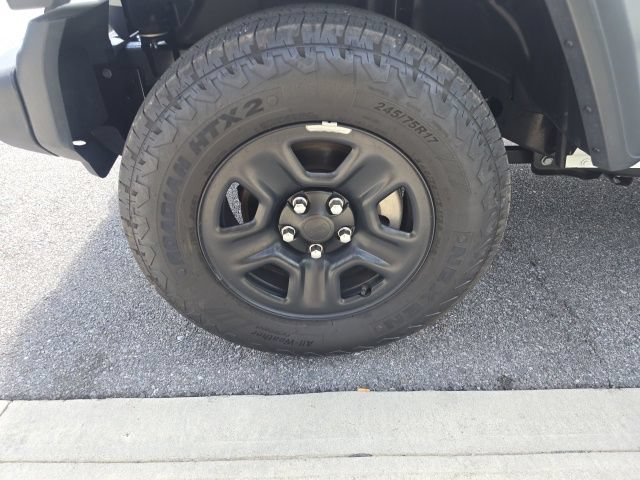 Certified 2025 Jeep Wrangler Sport AWD/4WD image 9