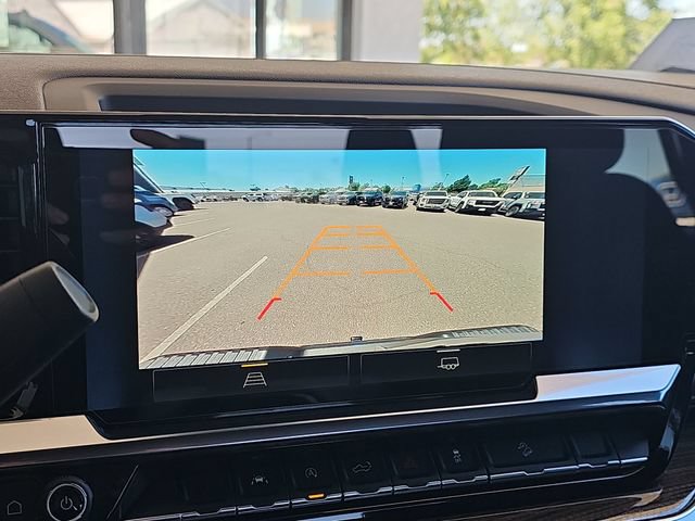 Used 2023 Chevrolet Silverado 1500 RST AWD/4WD image 14