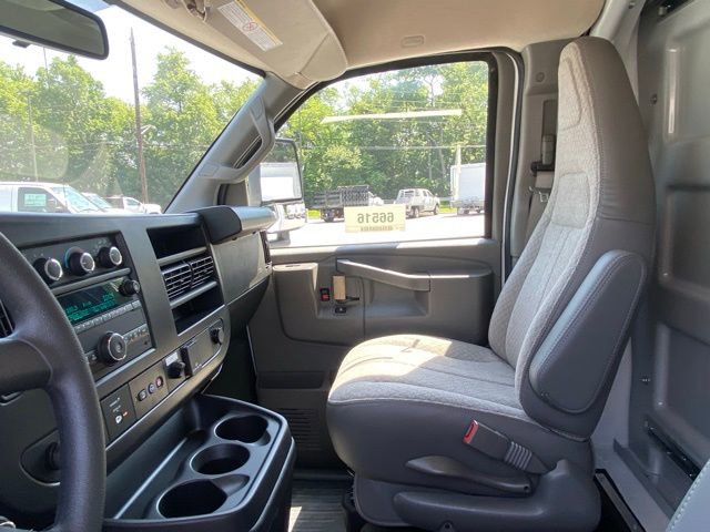 New 2025 Chevrolet Express 3500 w/ Power Convenience Package image 29