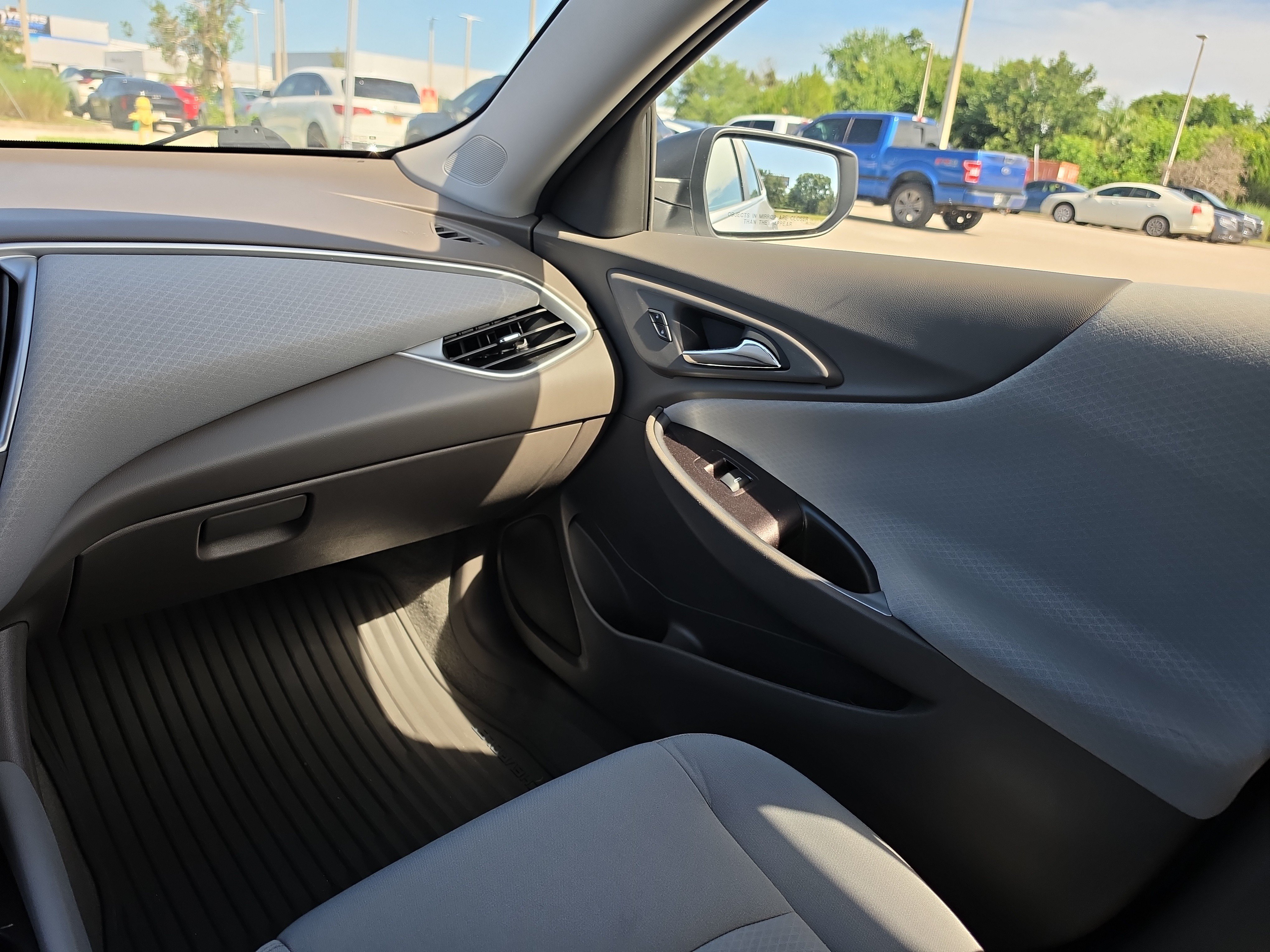 Certified 2023 Chevrolet Malibu LS FWD image 9