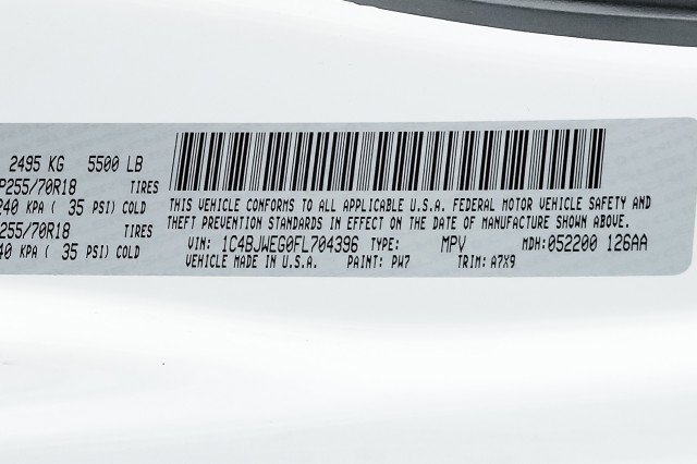 Used 2015 Jeep Wrangler Unlimited Sahara w/ Connectivity Group image 54