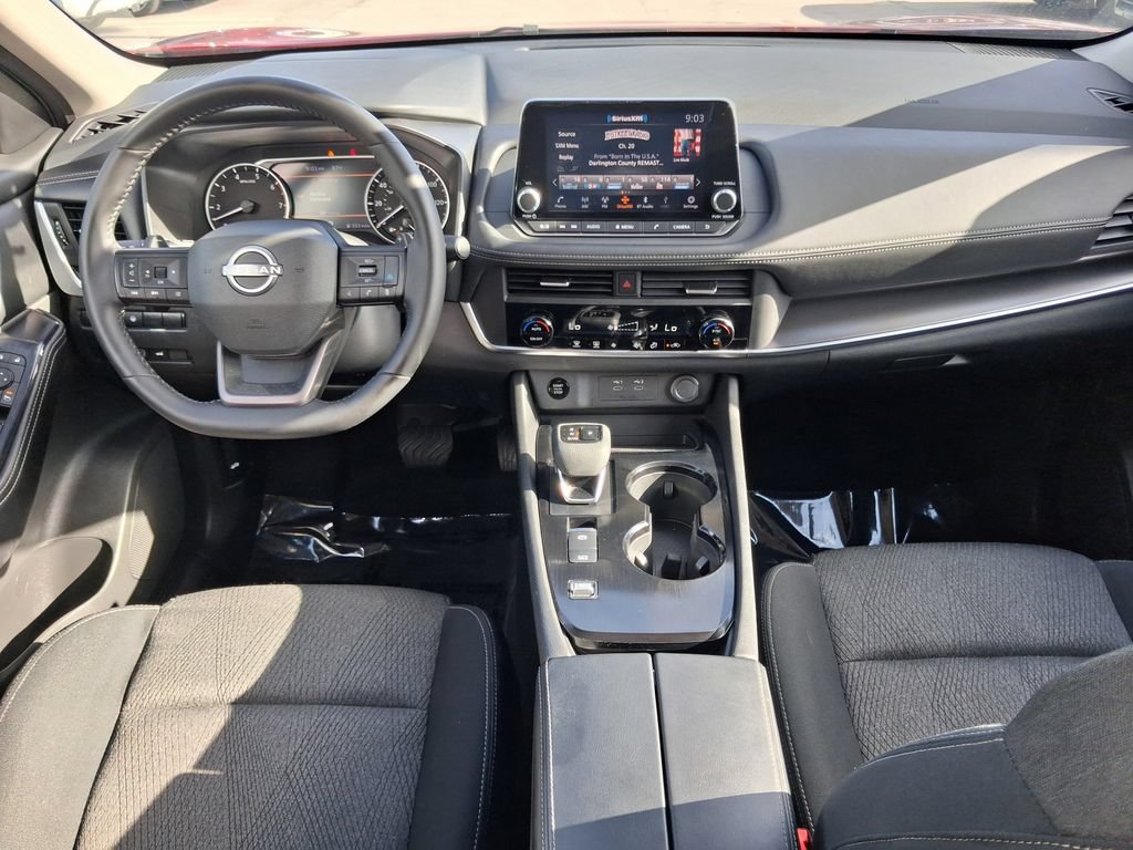 Used 2026 Nissan Rogue SV FWD image 16