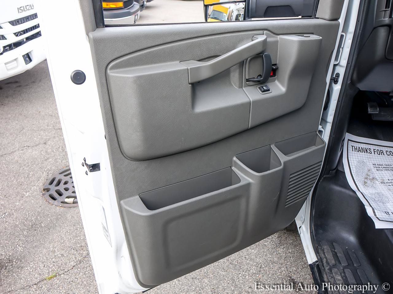 Used 2024 Chevrolet Express 3500 w/ Power Convenience Package RWD image 15