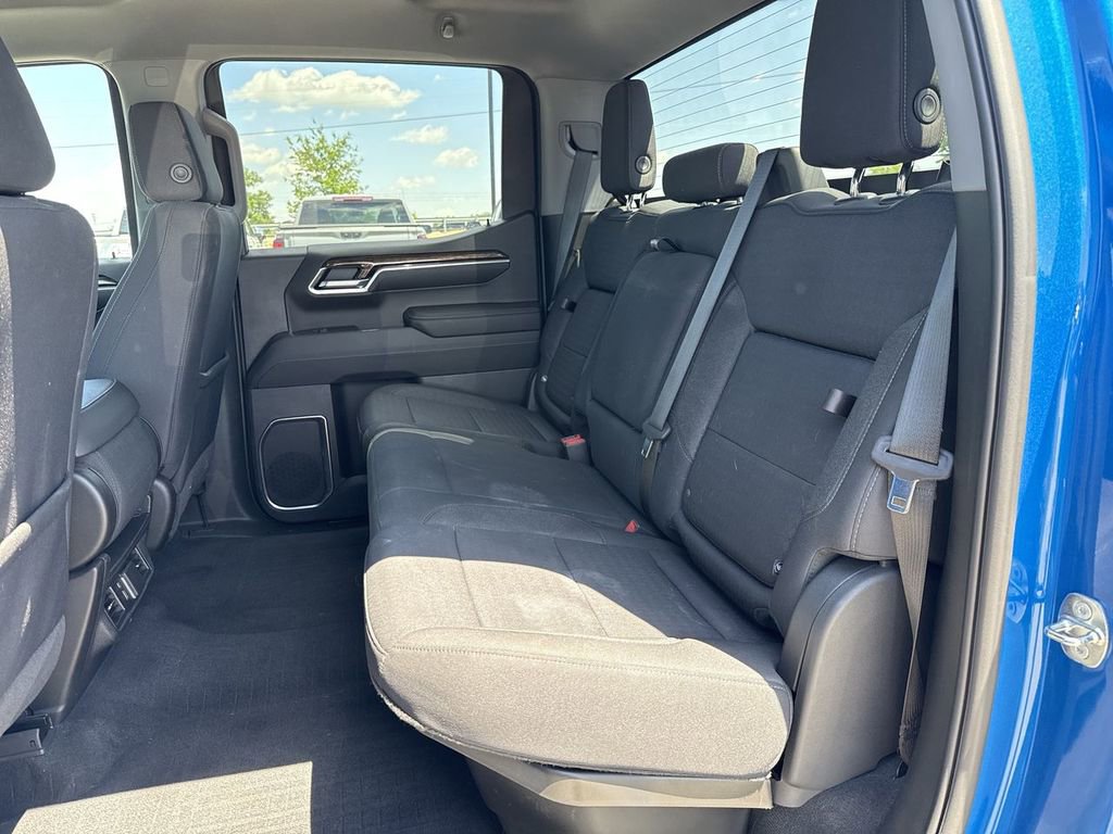 Used 2023 GMC Sierra 1500 Elevation w/ LPO, Elevation Black Package AWD/4WD image 19