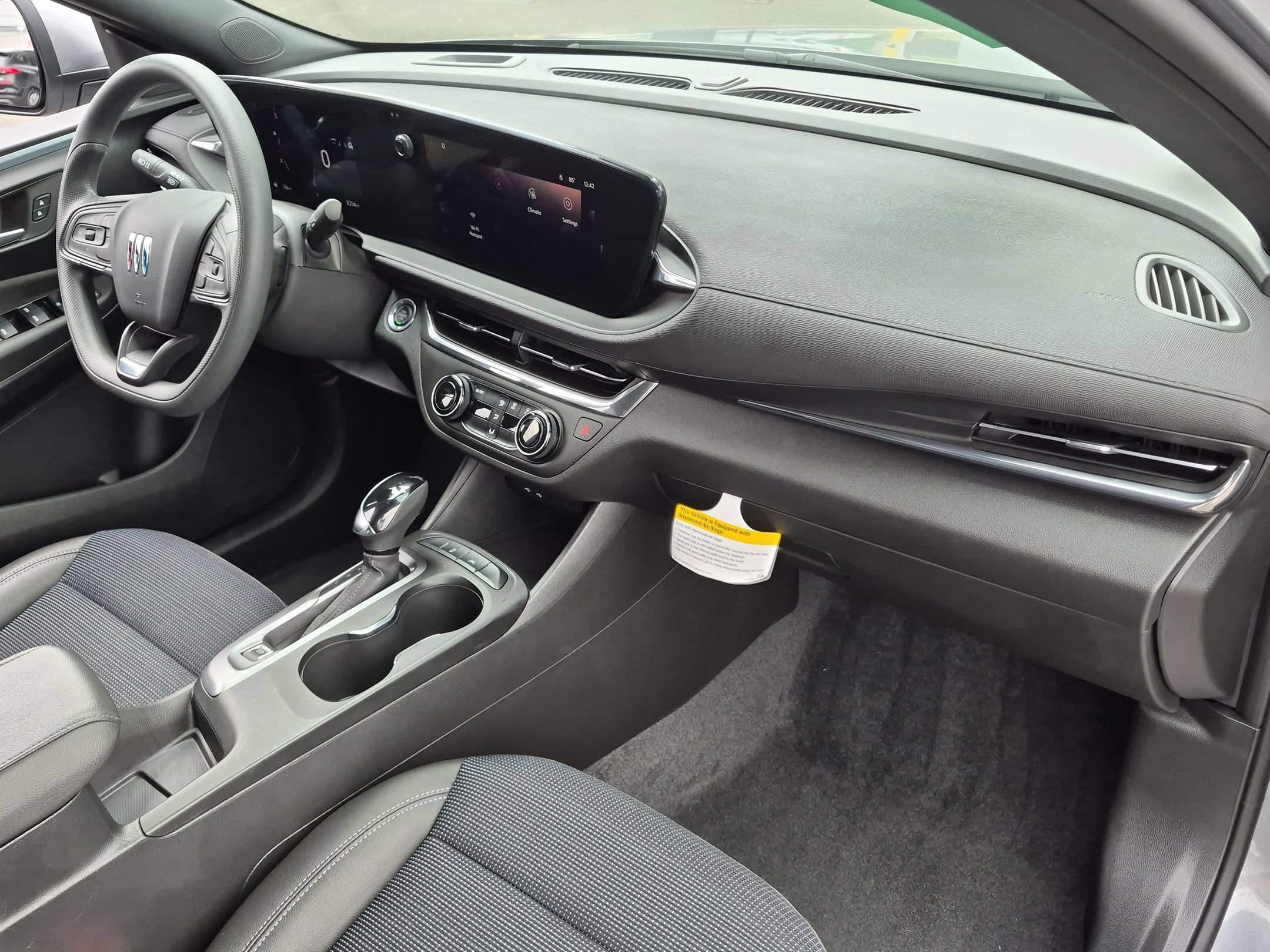 Certified 2026 Buick Envista Preferred w/ Advanced Safety Package FWD image 27