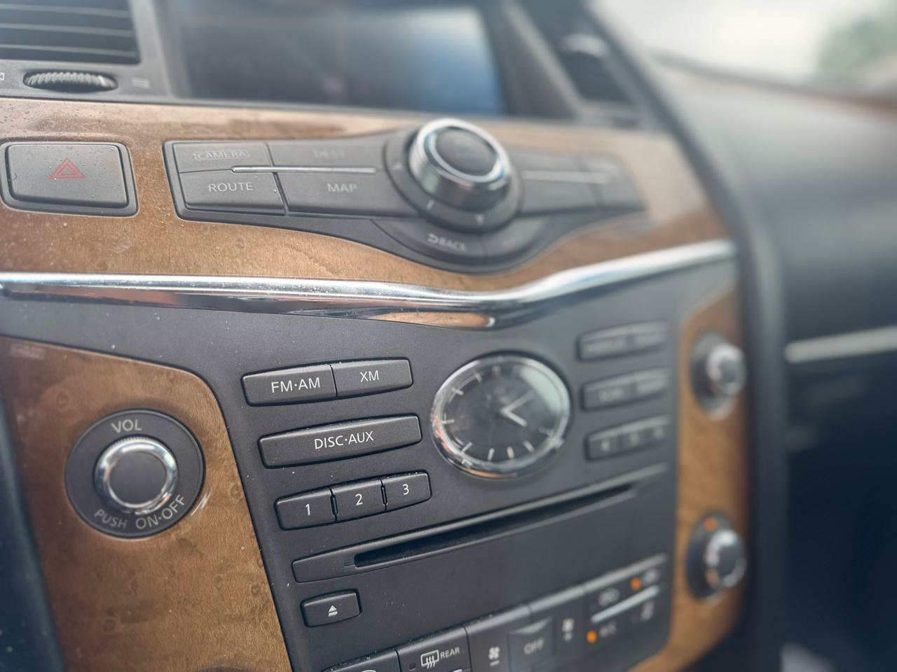 Used 2013 INFINITI QX56 4WD w/ Theater Pkg image 39