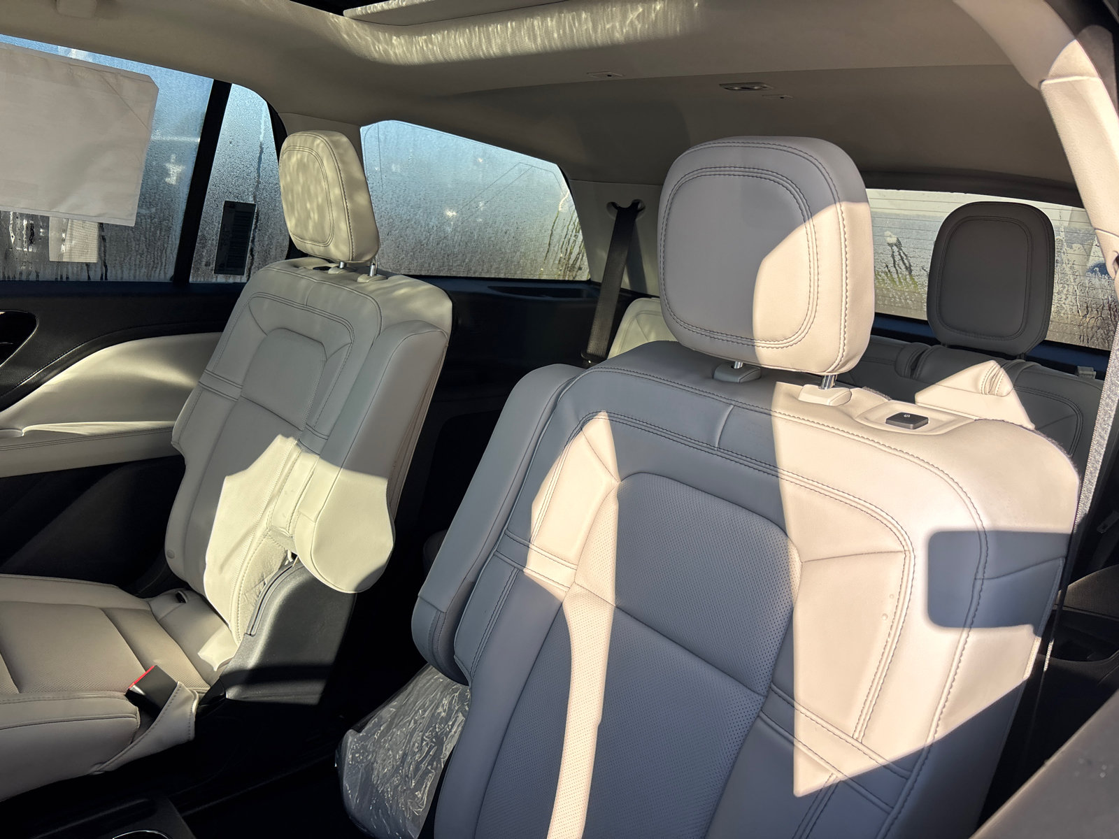 New 2026 Lincoln Aviator Reserve w/ Illumination Package AWD/4WD image 25