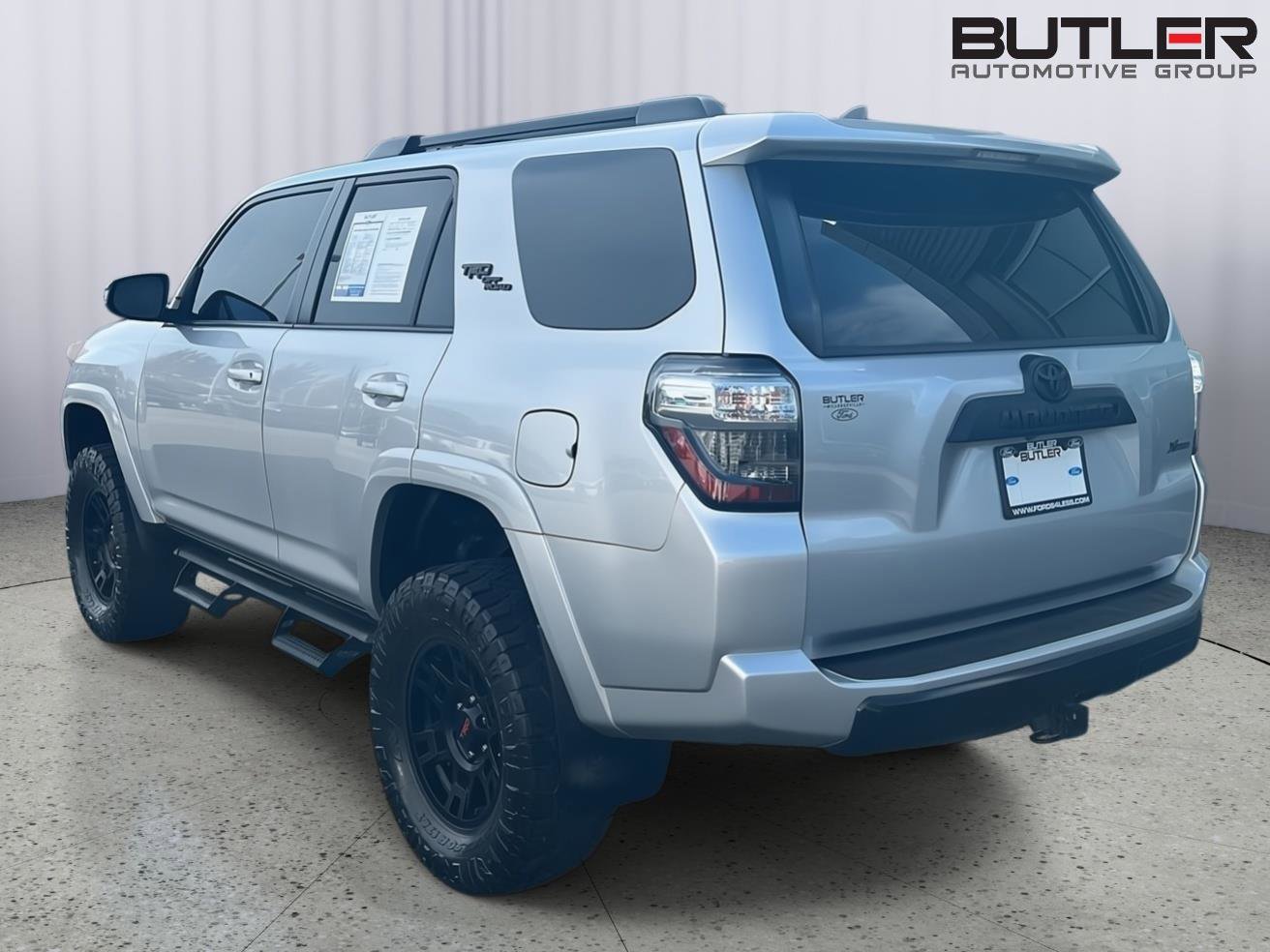 Used 2019 Toyota 4Runner TRD Off-Road image 4