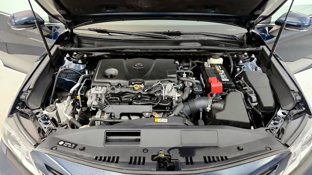 Used 2018 Toyota Camry SE w/ Audio Package FWD image 15