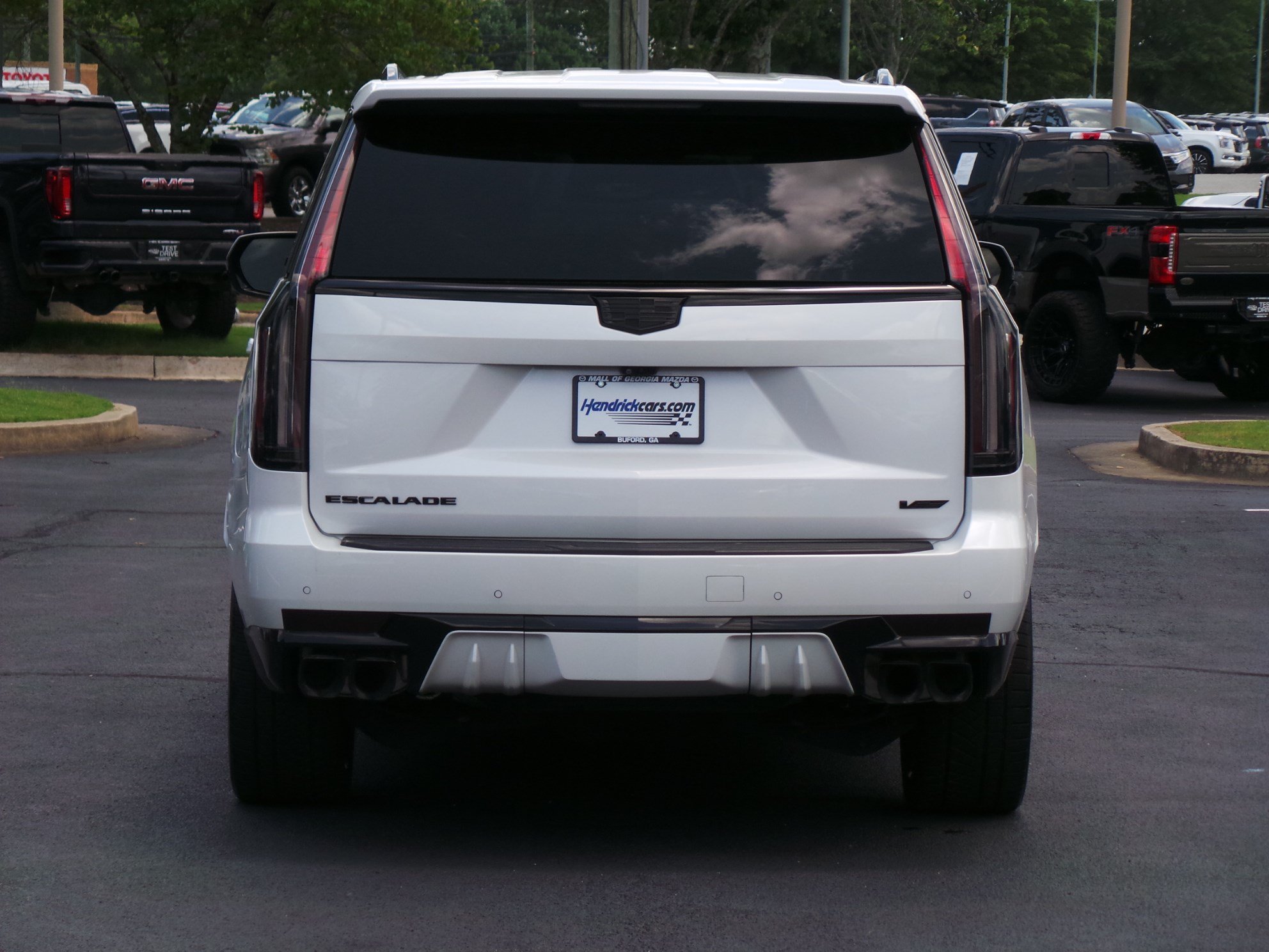 Used 2023 Cadillac Escalade V AWD/4WD image 30