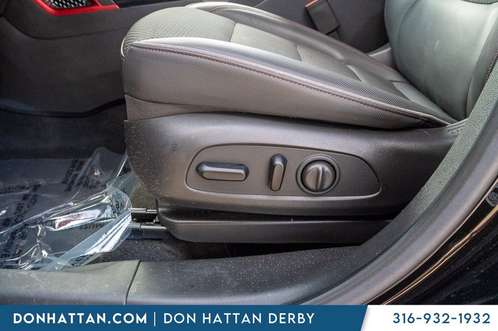 Used 2023 Chevrolet TrailBlazer RS FWD image 16