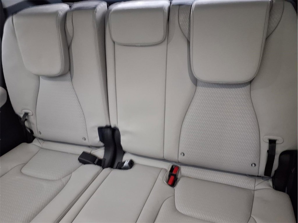 Used 2025 Kia Carnival SX Prestige image 15