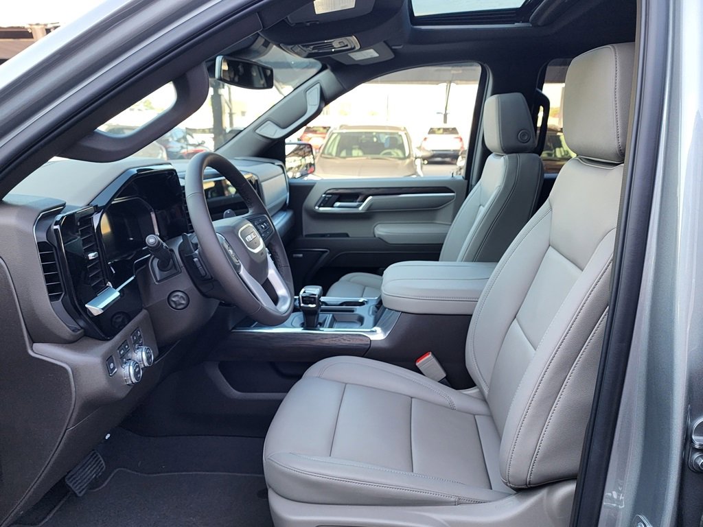 New 2026 GMC Sierra 1500 SLT w/ SLT Premium Plus Package image 17