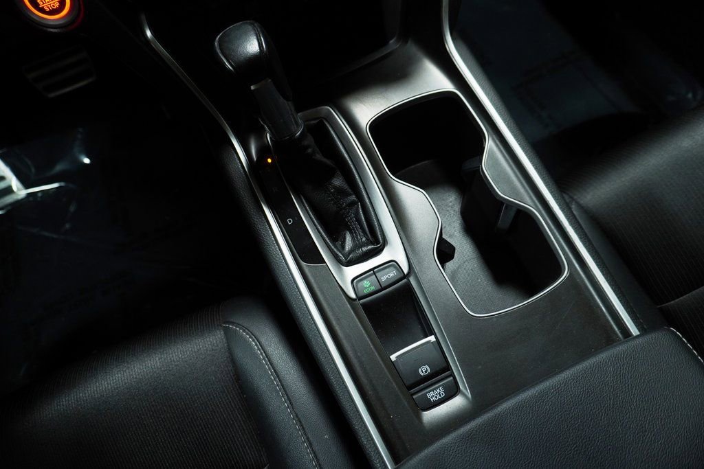 Used 2019 Honda Accord Sport image 17