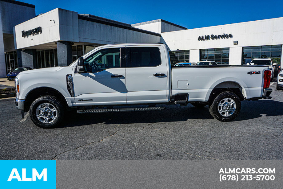 Used 2025 Ford F350 XLT AWD/4WD image 6