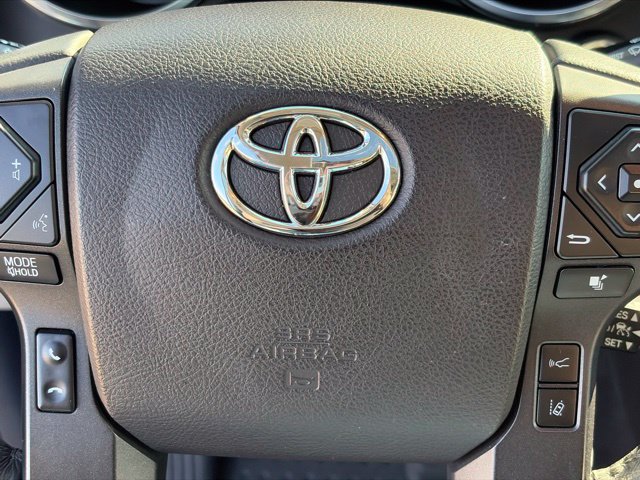 Used 2021 Toyota Sequoia Platinum AWD/4WD image 20