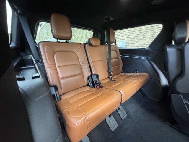 Used 2020 Lincoln Navigator L Reserve w/ Luxury Package AWD/4WD image 26