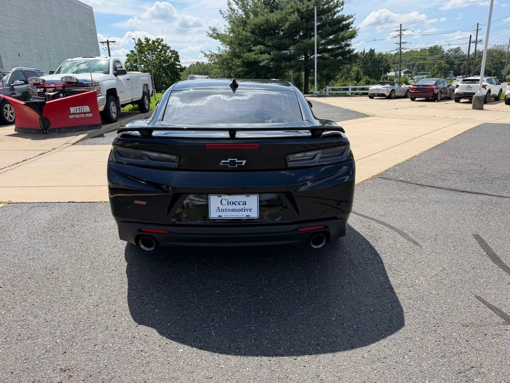Used 2018 Chevrolet Camaro SS w/ Redline Edition RWD image 6