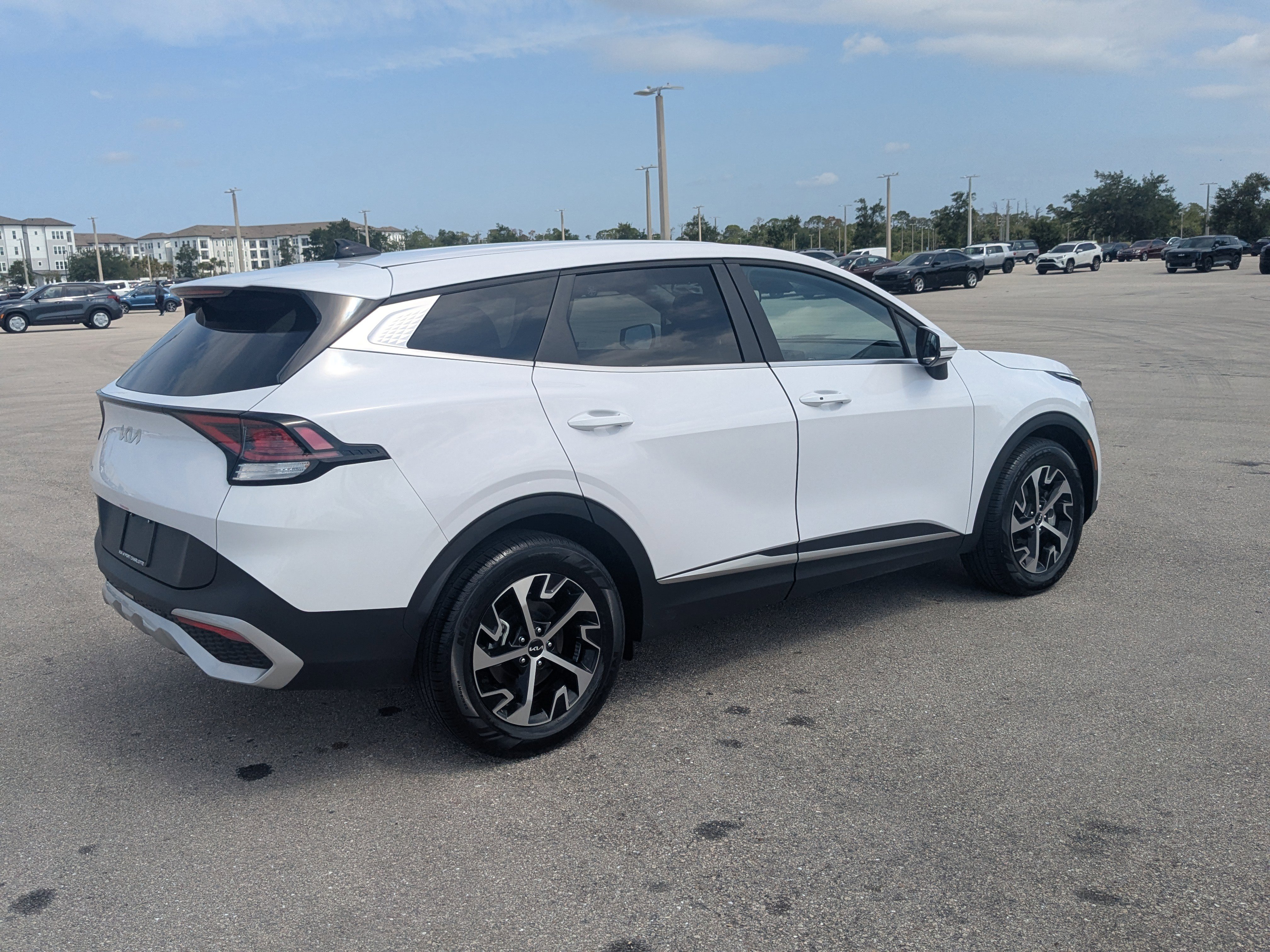 Certified 2025 Kia Sportage EX image 5