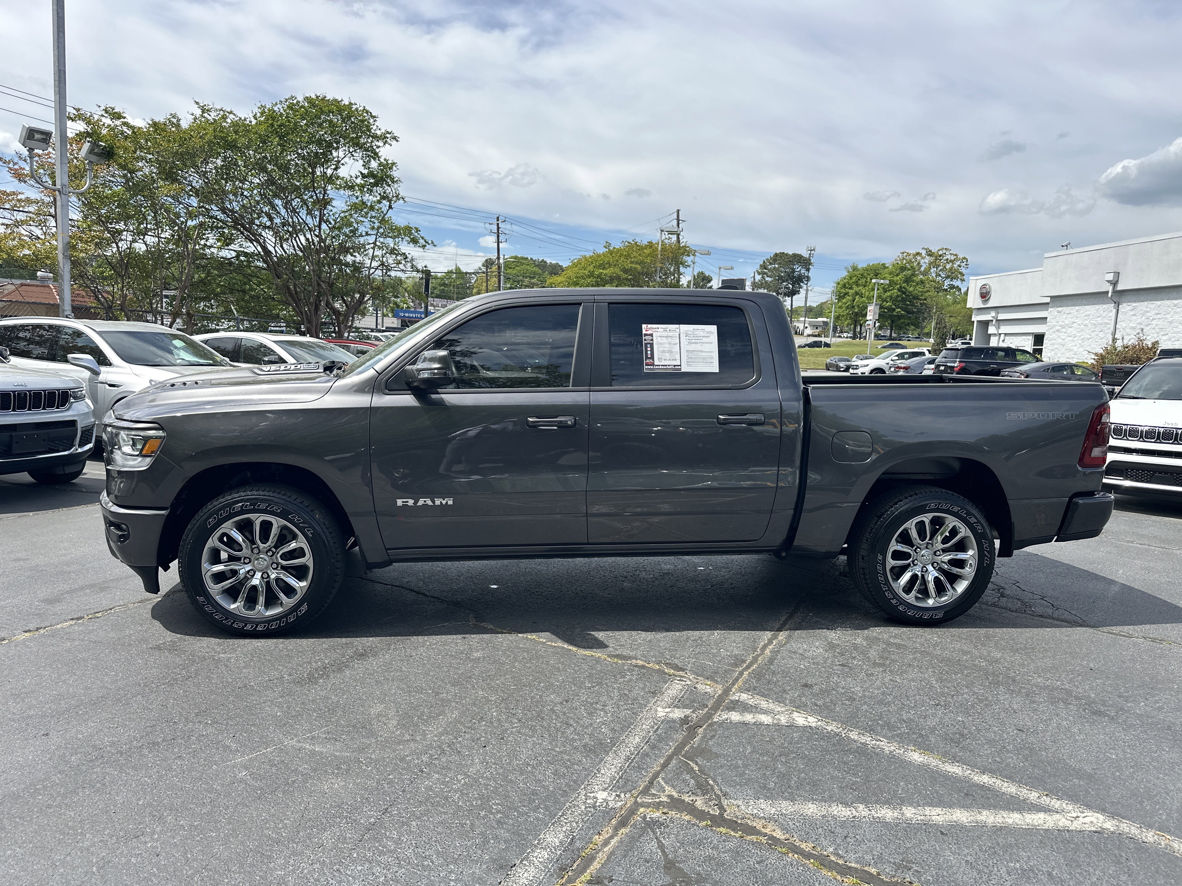 Used 2023 RAM 1500 Laramie AWD/4WD image 6