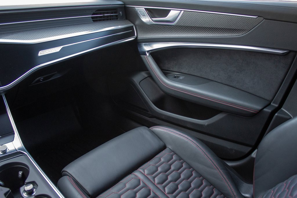 Used 2024 Audi RS 6 performance image 20