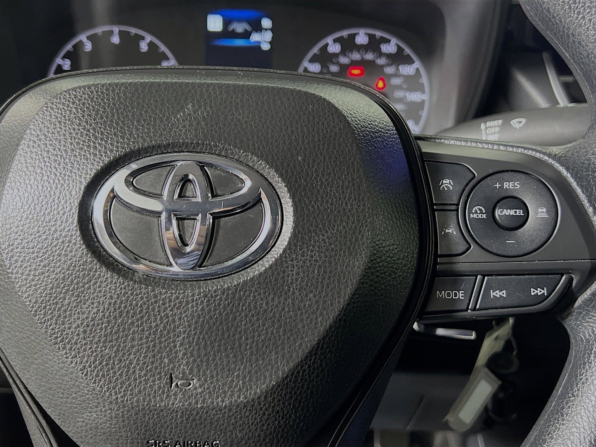 Used 2025 Toyota Corolla LE image 19