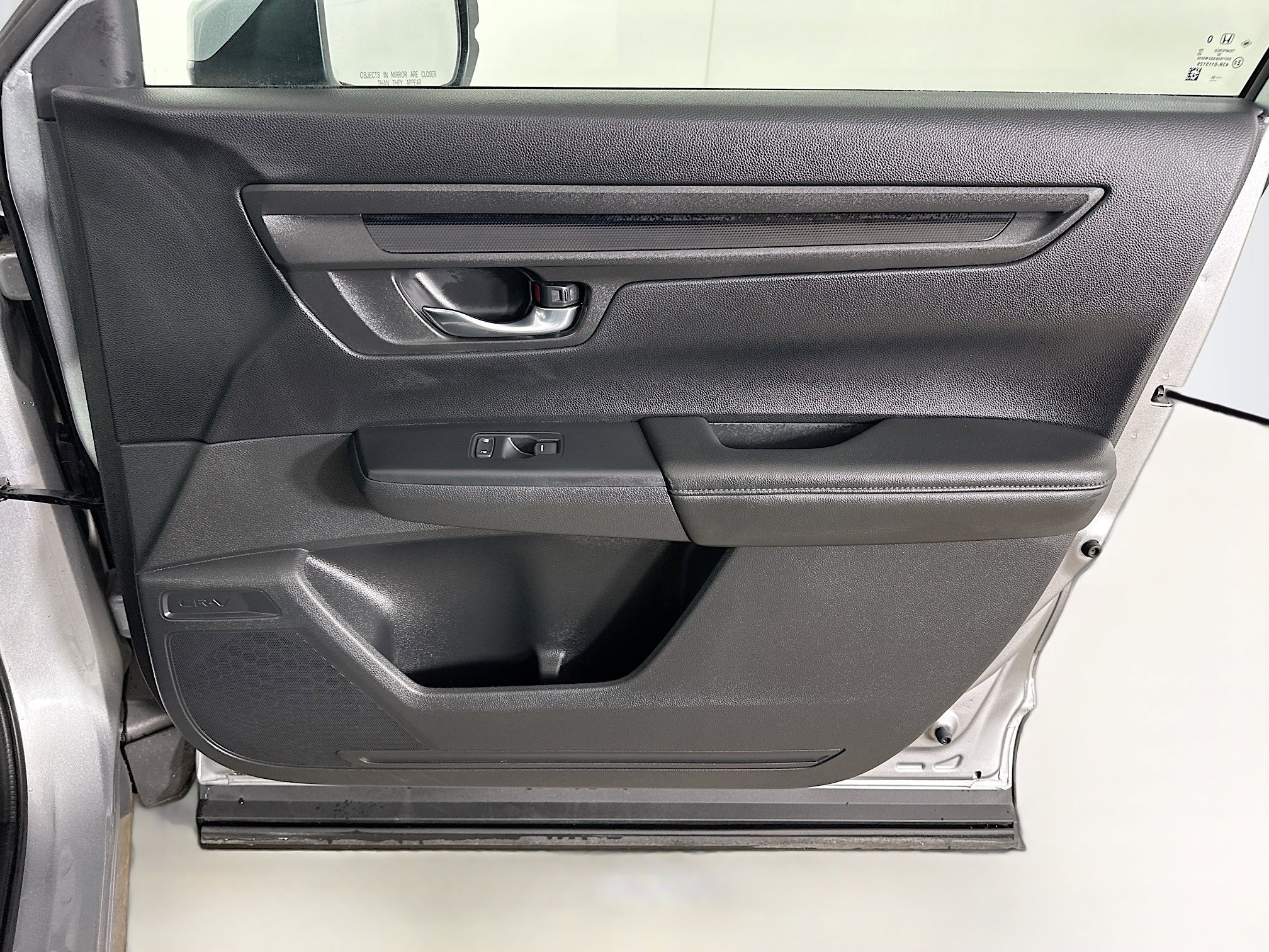 Used 2025 Honda CR-V LX image 30
