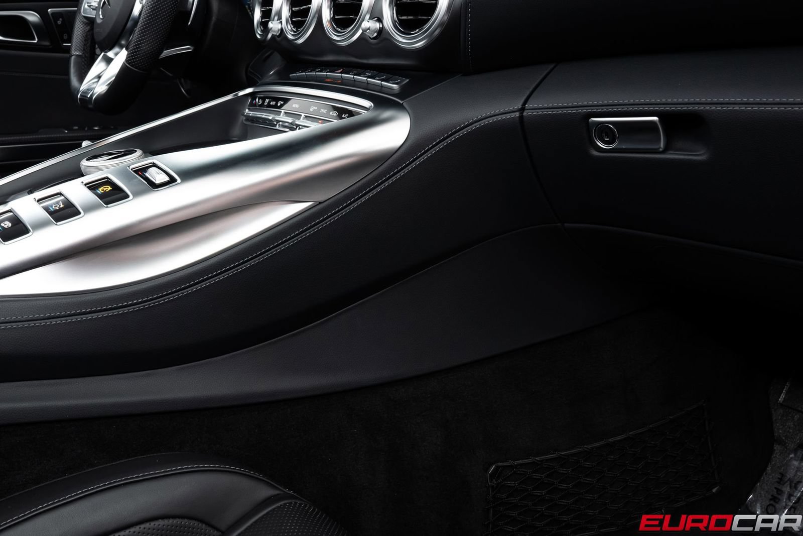 Used 2021 Mercedes-Benz AMG GT Roadster image 36