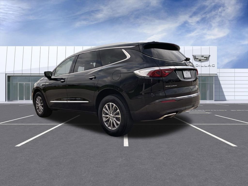 Used 2024 Buick Enclave Essence w/ Technology Package image 6