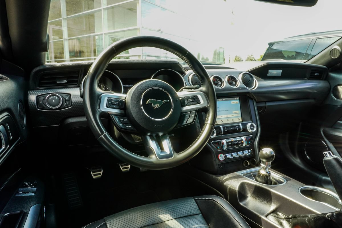 Used 2019 Ford Mustang GT Premium w/ GT Performance Package RWD image 16