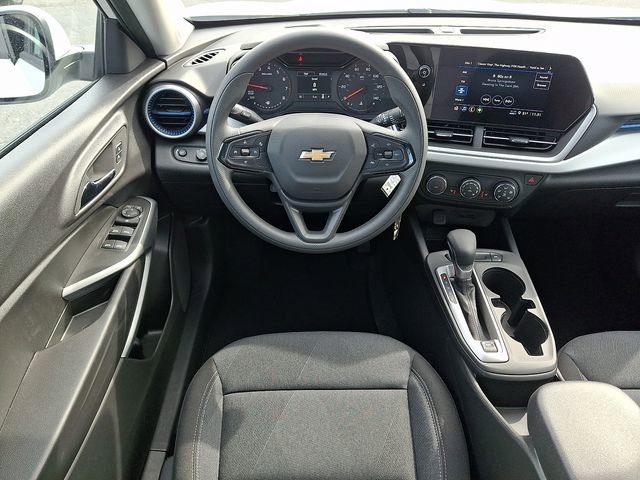 New 2026 Chevrolet Trax LS w/ LS Convenience Package image 8