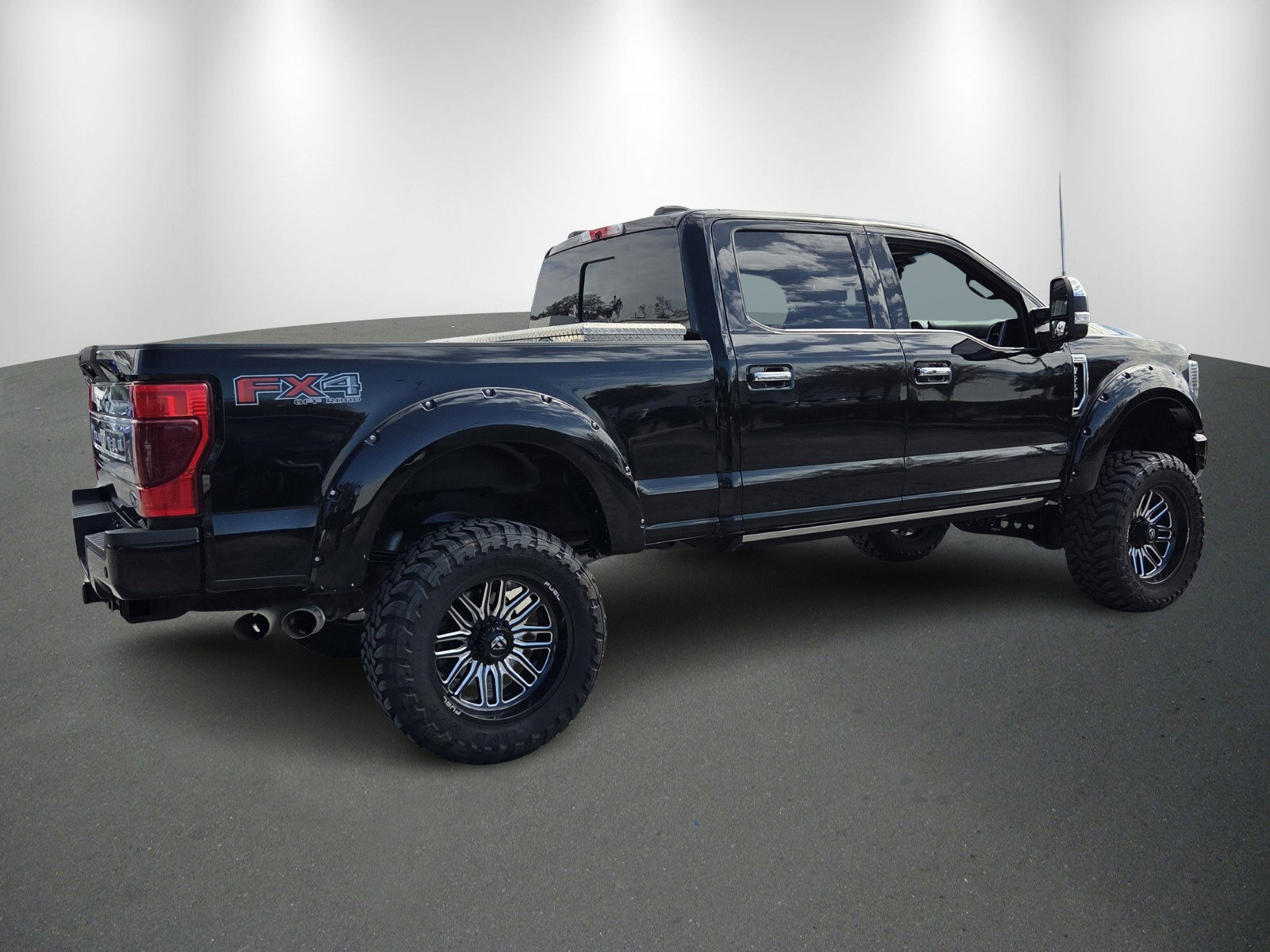 Used 2020 Ford F250 Platinum w/ FX4 Off-Road Package image 8