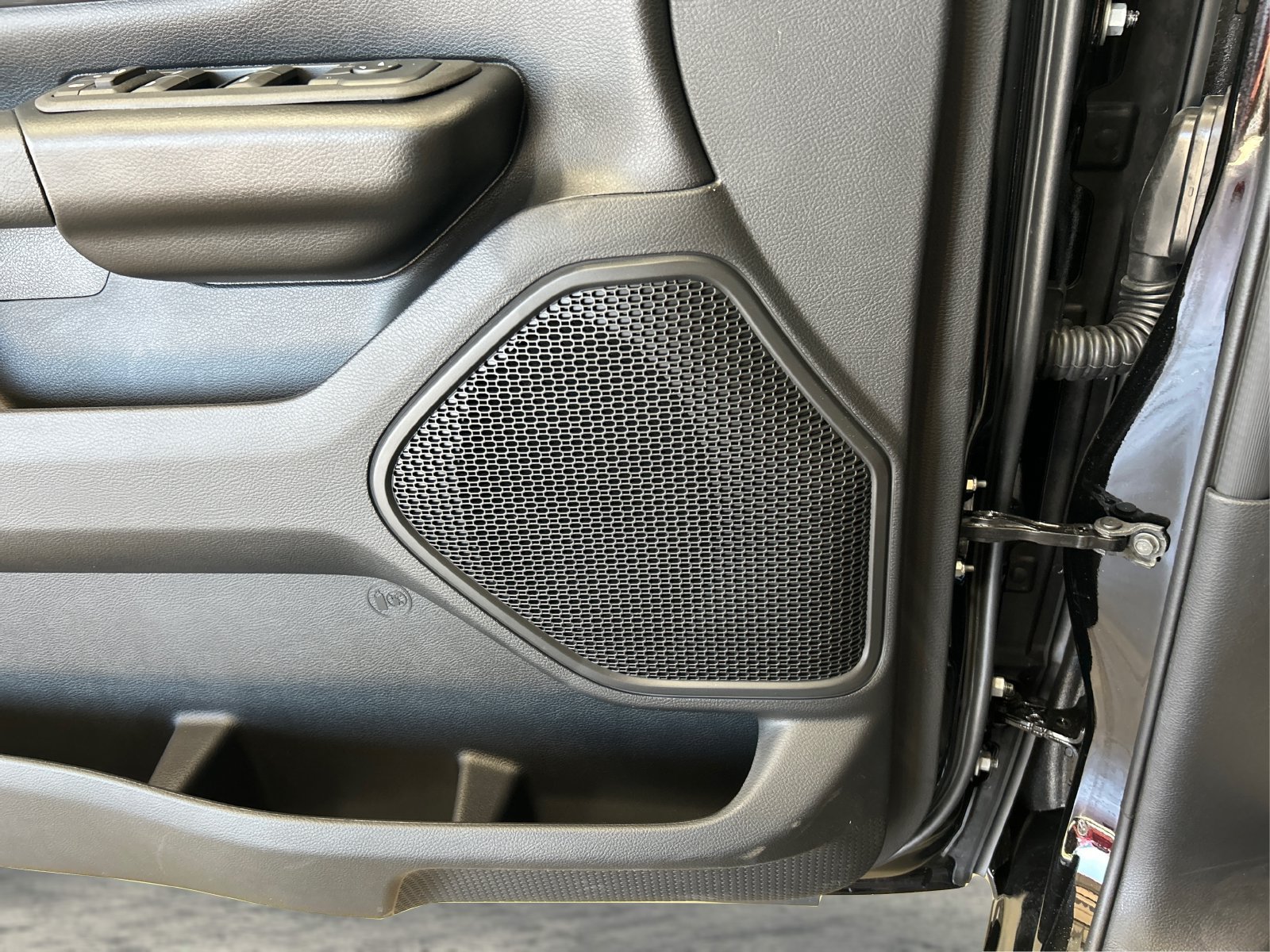 New 2026 RAM 1500 Express AWD/4WD image 28
